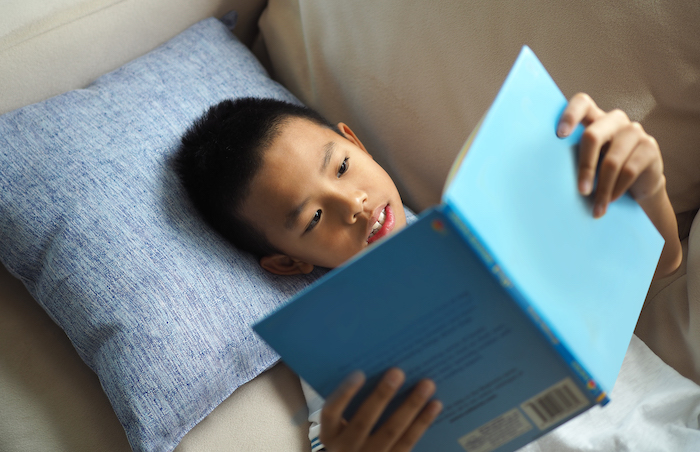 KIDS AREN’T LEARNING TO READ. THIS MOM HAS A SURPRISING SOLUTION.